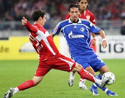 送对手四连 送对手四连