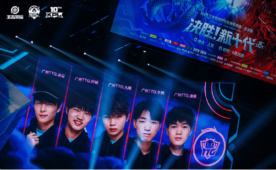 他的表现同 他的表现同